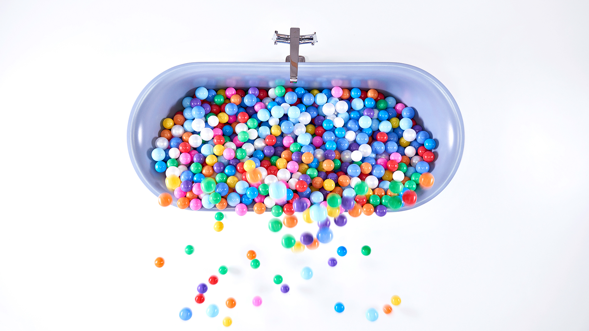 Colour trends are setting the pace in bathroom design and one of the ways in which these are presented at the ISH, the world’s leading trade fair for HVAC + Water, is as part of the ‘Pop up my Bathroom’ trend show“. (Source: VDS; Messe Frankfurt Exhibition GmbH)